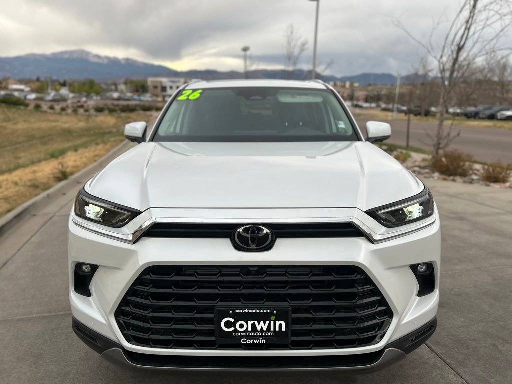 Used 2026 Toyota Grand Highlander Limited AWD/4WD image 2