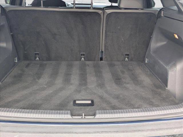 Used 2020 Volkswagen Atlas Cross Sport SE w/ Towing Package FWD image 6