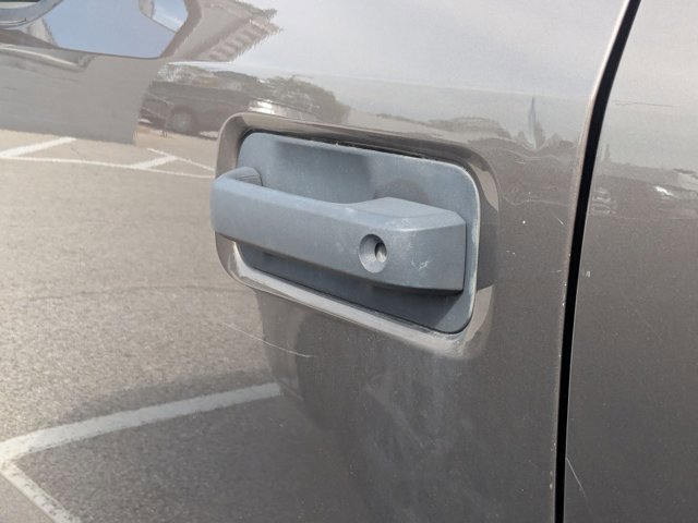 Used 2015 Ford F150 XL w/ Equipment Group 101A Mid AWD/4WD image 12