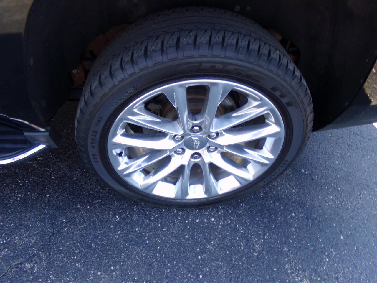 Used 2019 Cadillac Escalade Luxury image 45