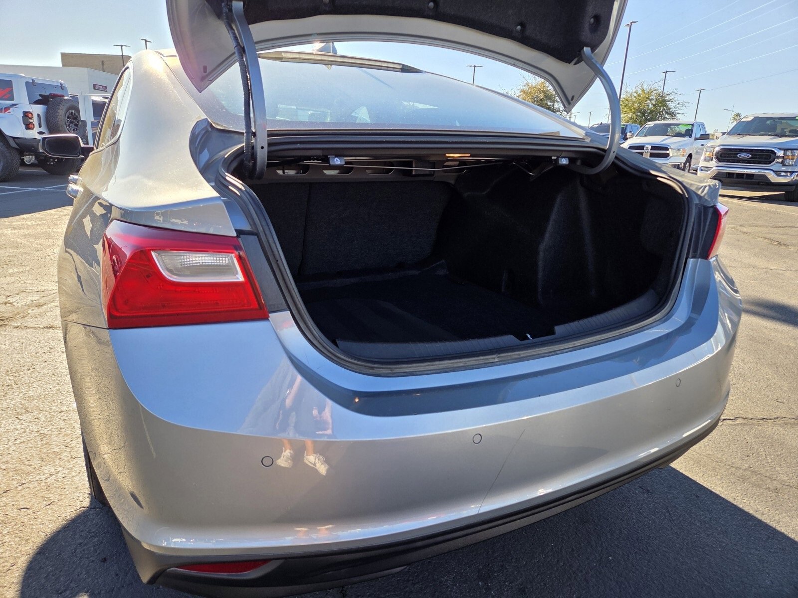 Used 2024 Chevrolet Malibu LT image 13