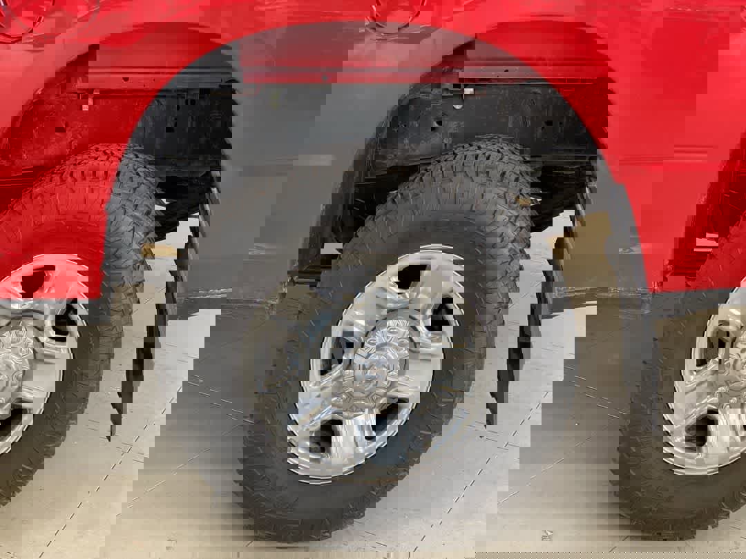 Used 2021 RAM 3500 Big Horn w/ Cold Weather Group image 13