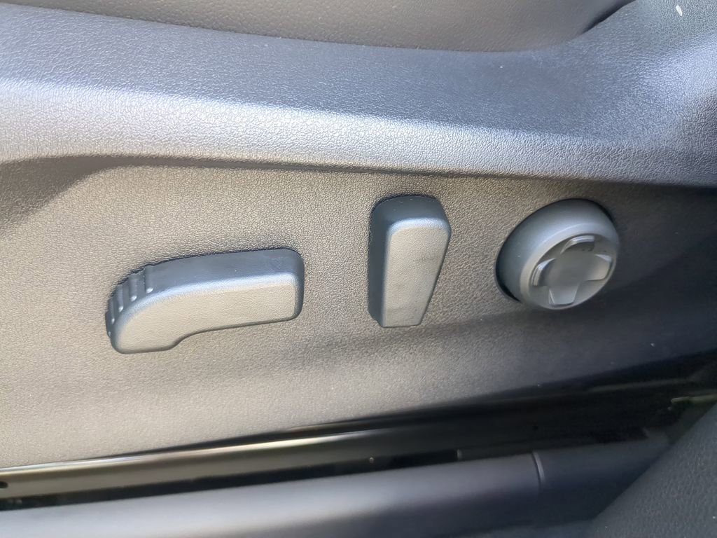 Certified 2026 Subaru Ascent Limited image 20