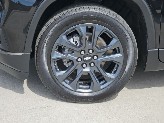 Used 2021 Chevrolet Traverse RS w/ LPO, Cargo Package FWD image 33