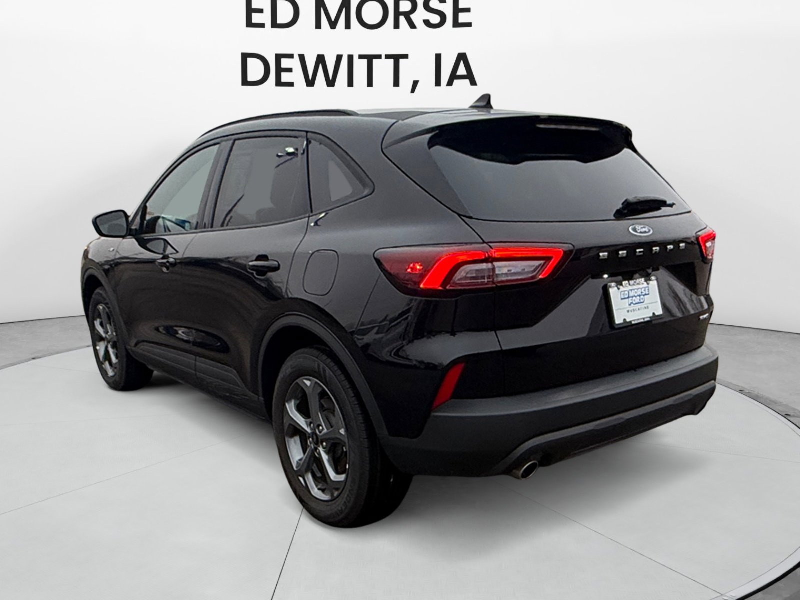 Used 2025 Ford Escape ST-Line image 3