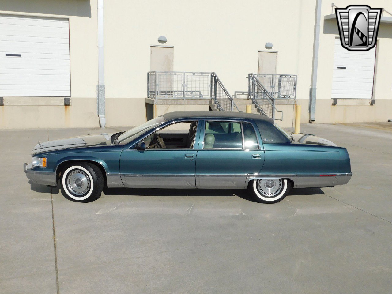Used 1995 Cadillac Fleetwood Brougham image 23