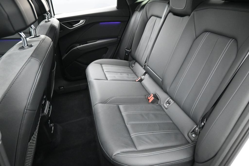 Used 2023 Audi Q4 e-tron Premium Plus AWD/4WD image 31