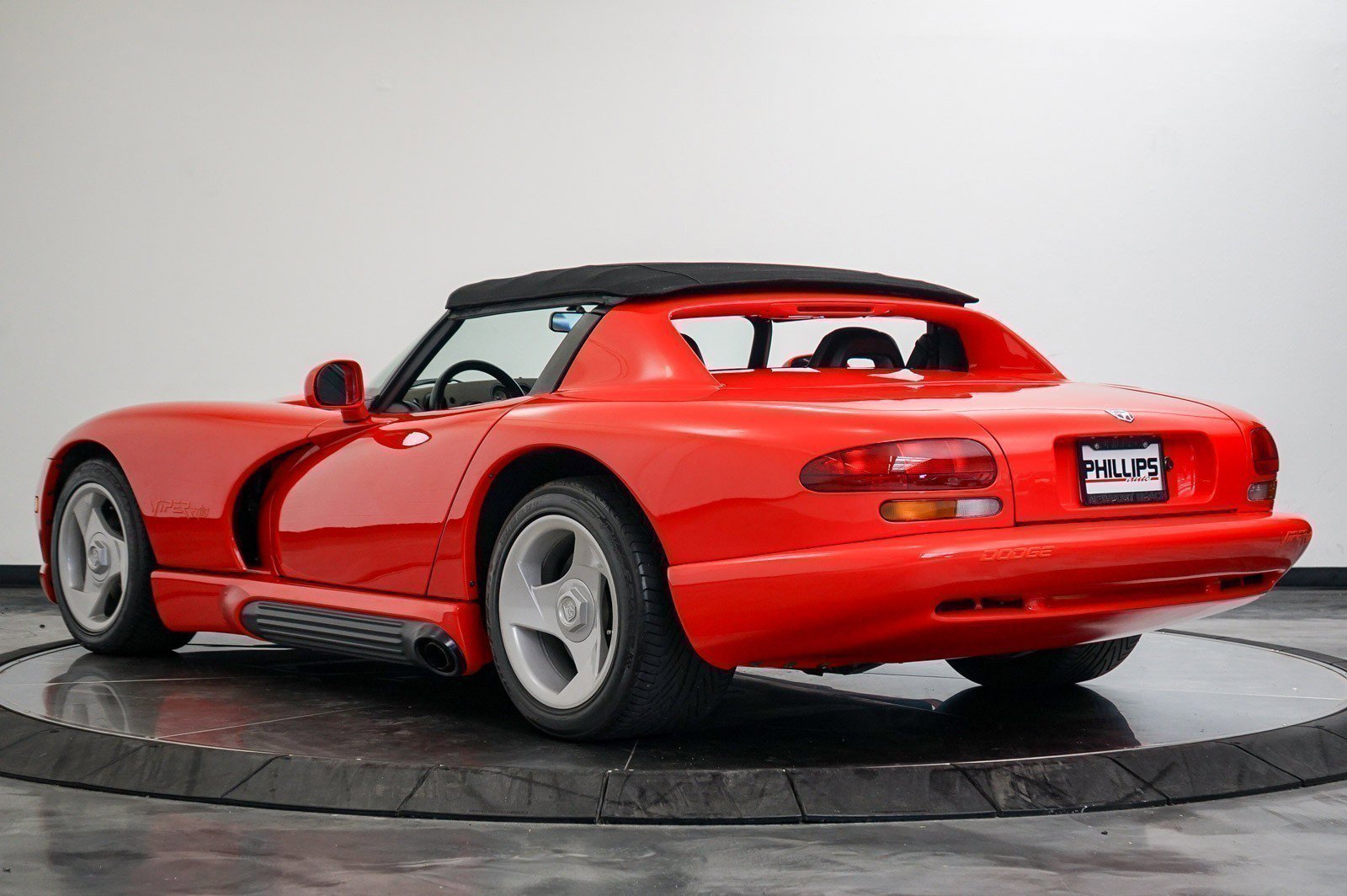 Used 1993 Dodge Viper RT/10 image 16