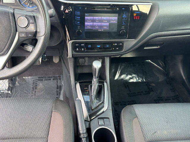 Used 2019 Toyota Corolla LE FWD image 16