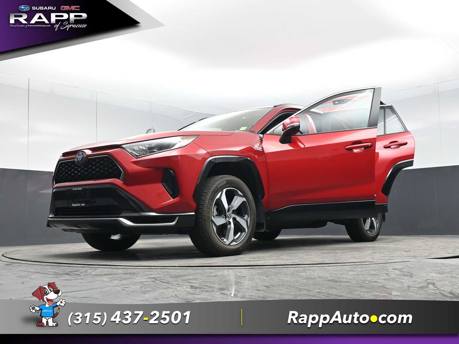 Used 2021 Toyota RAV4 SE w/ Weather & Moonroof Package image 39