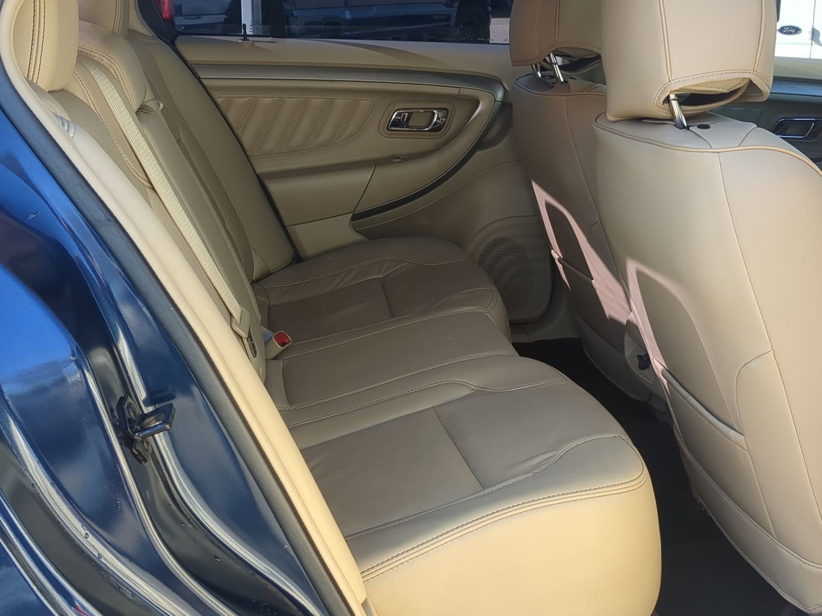 Used 2016 Ford Taurus SEL w/ Equipment Group 201A image 24