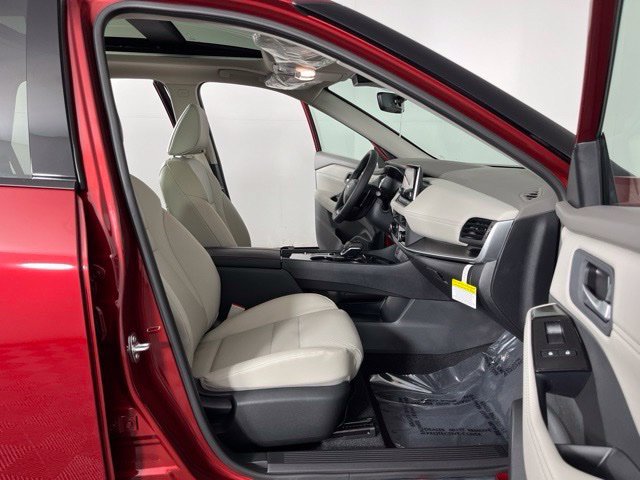 New 2026 Nissan Rogue Dark Armor FWD image 39