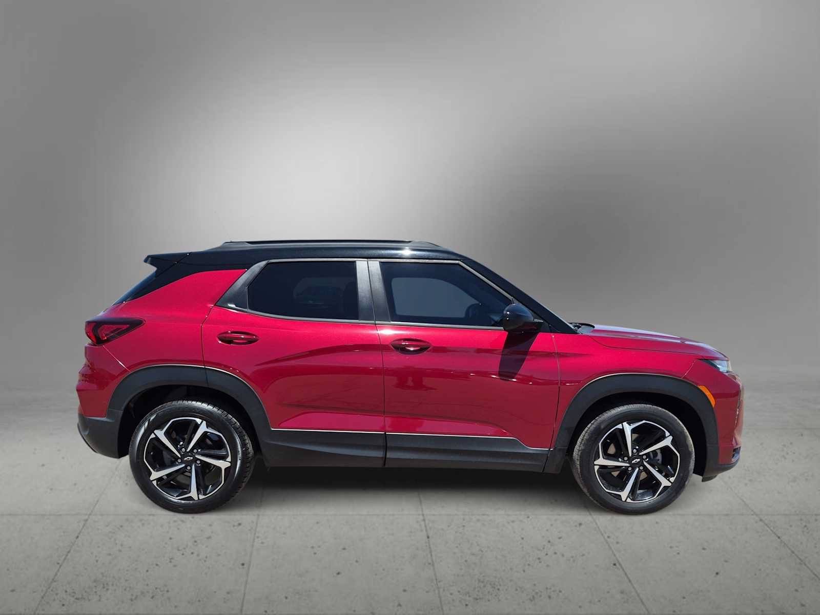 Used 2021 Chevrolet TrailBlazer RS w/ Technology Package FWD image 9