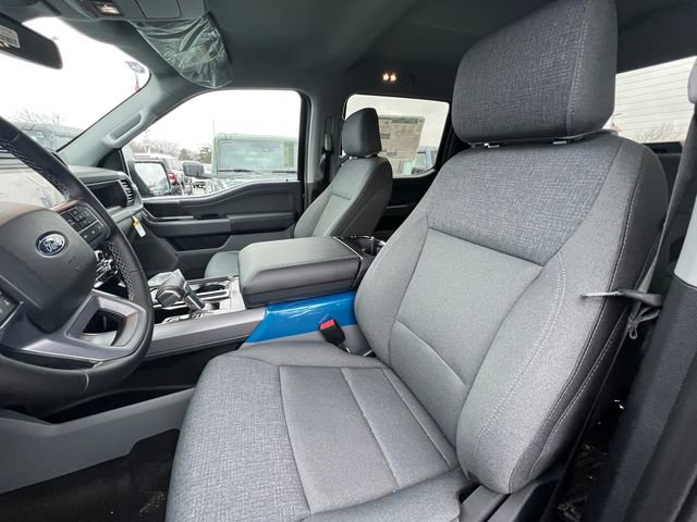 New 2025 Ford F150 Lightning XLT image 12