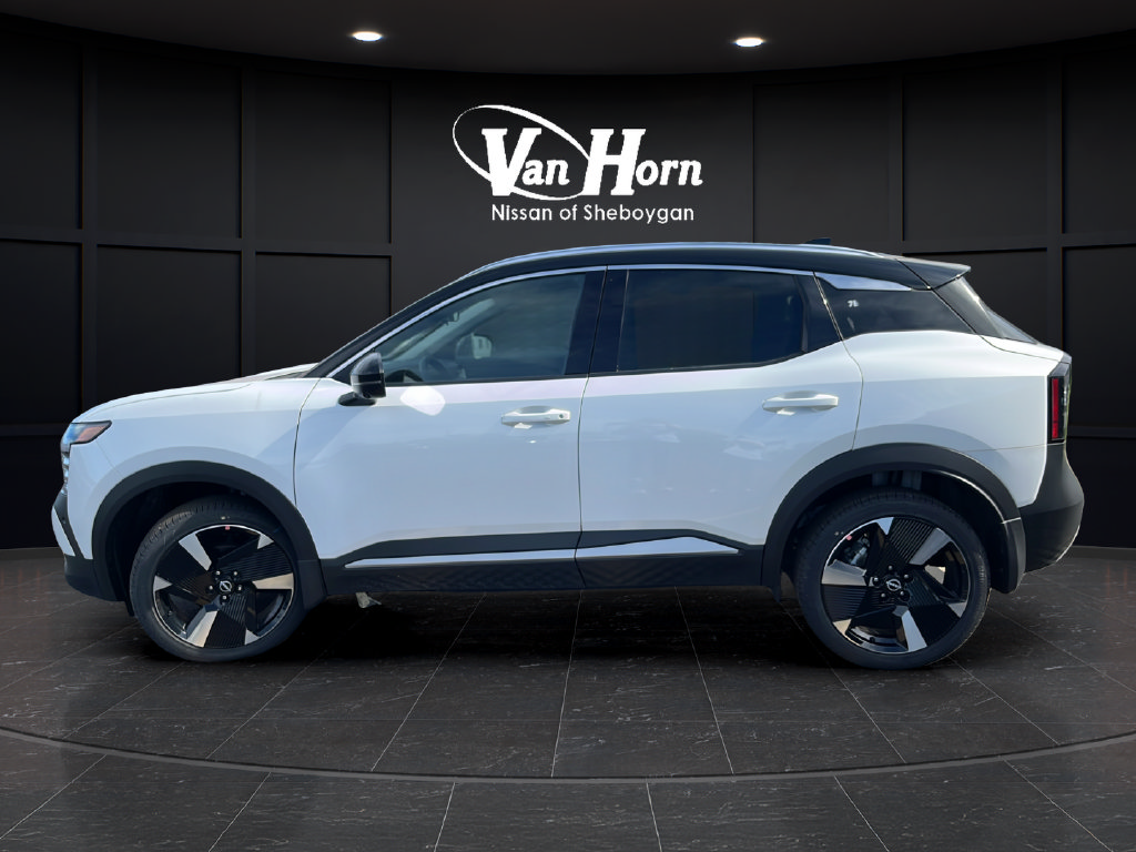 New 2026 Nissan Kicks SR AWD/4WD image 10
