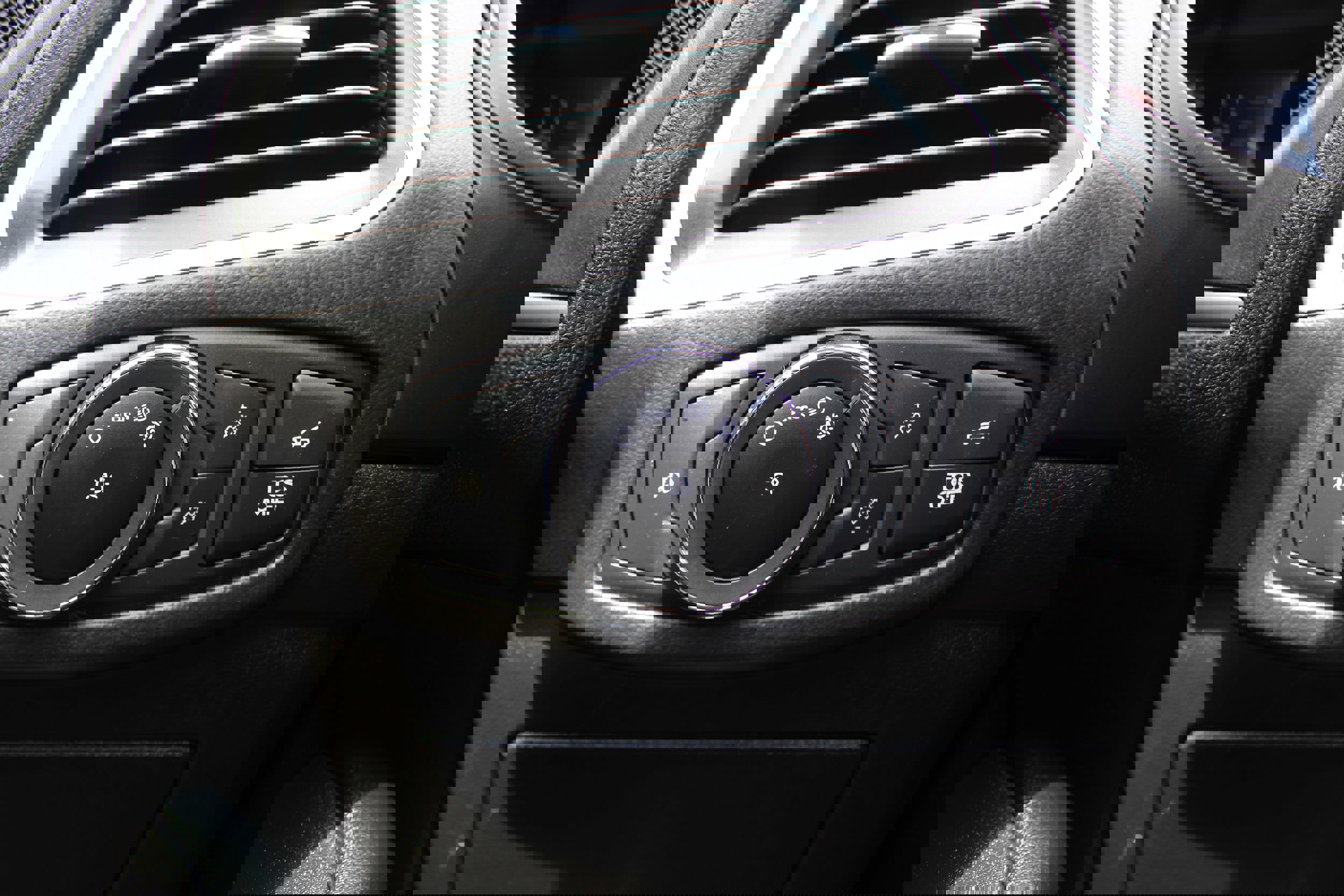 Used 2023 Ford Edge ST-Line image 28