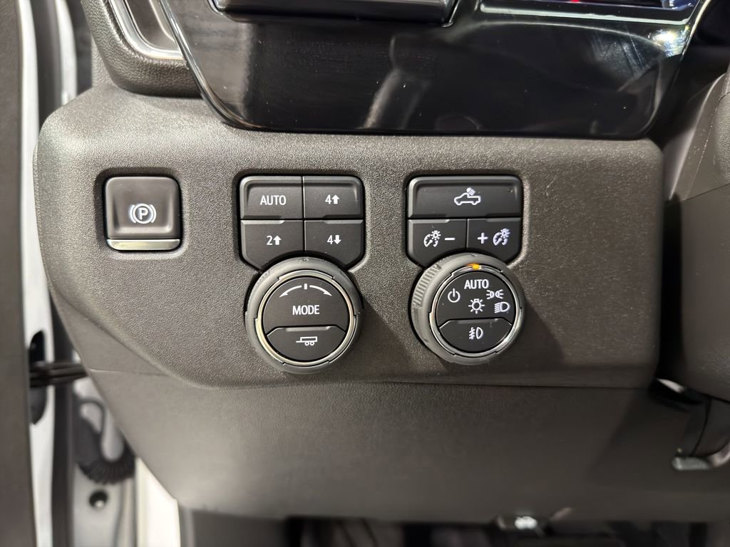 Used 2025 Chevrolet Silverado 1500 RST image 22