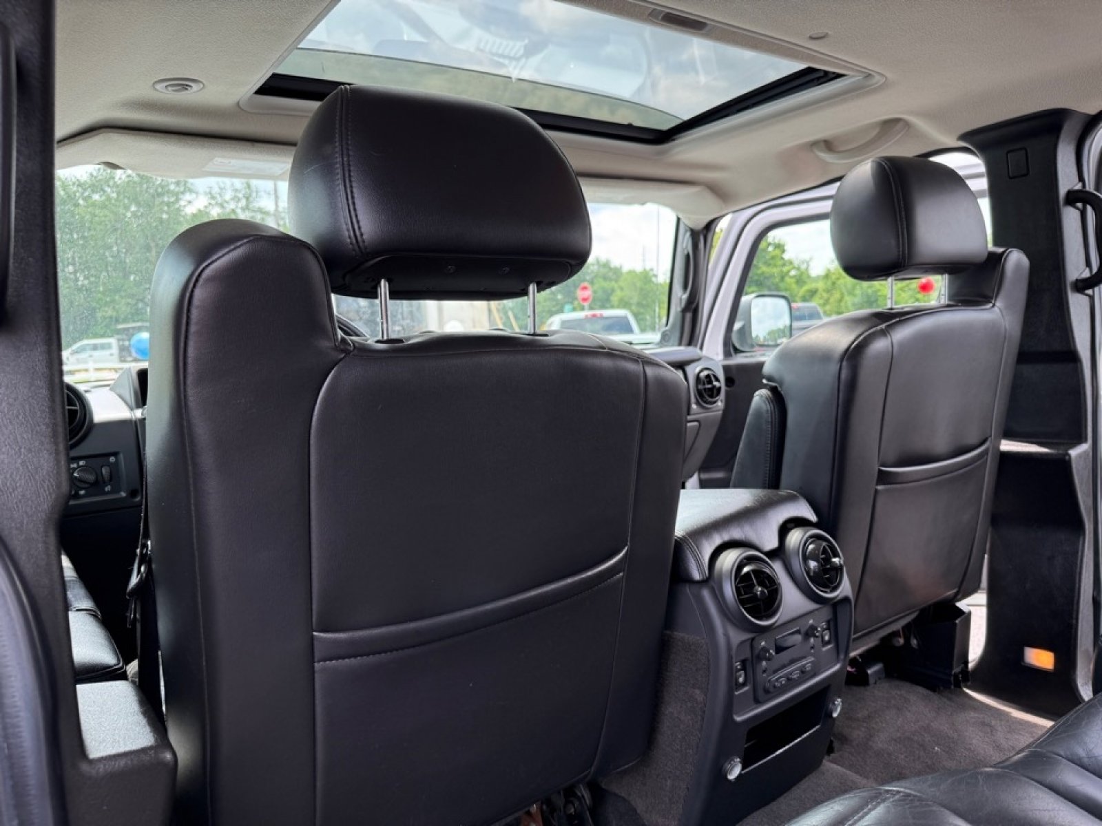 Used 2007 HUMMER H2 image 18
