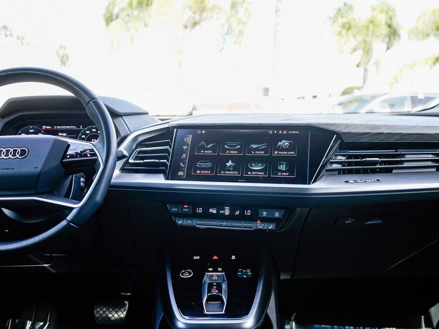 Used 2023 Audi Q4 e-tron Premium w/ Convenience Package image 13