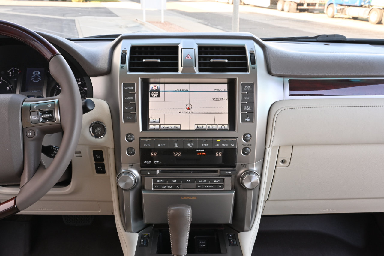 Used 2012 Lexus GX 460 Premium AWD/4WD image 18