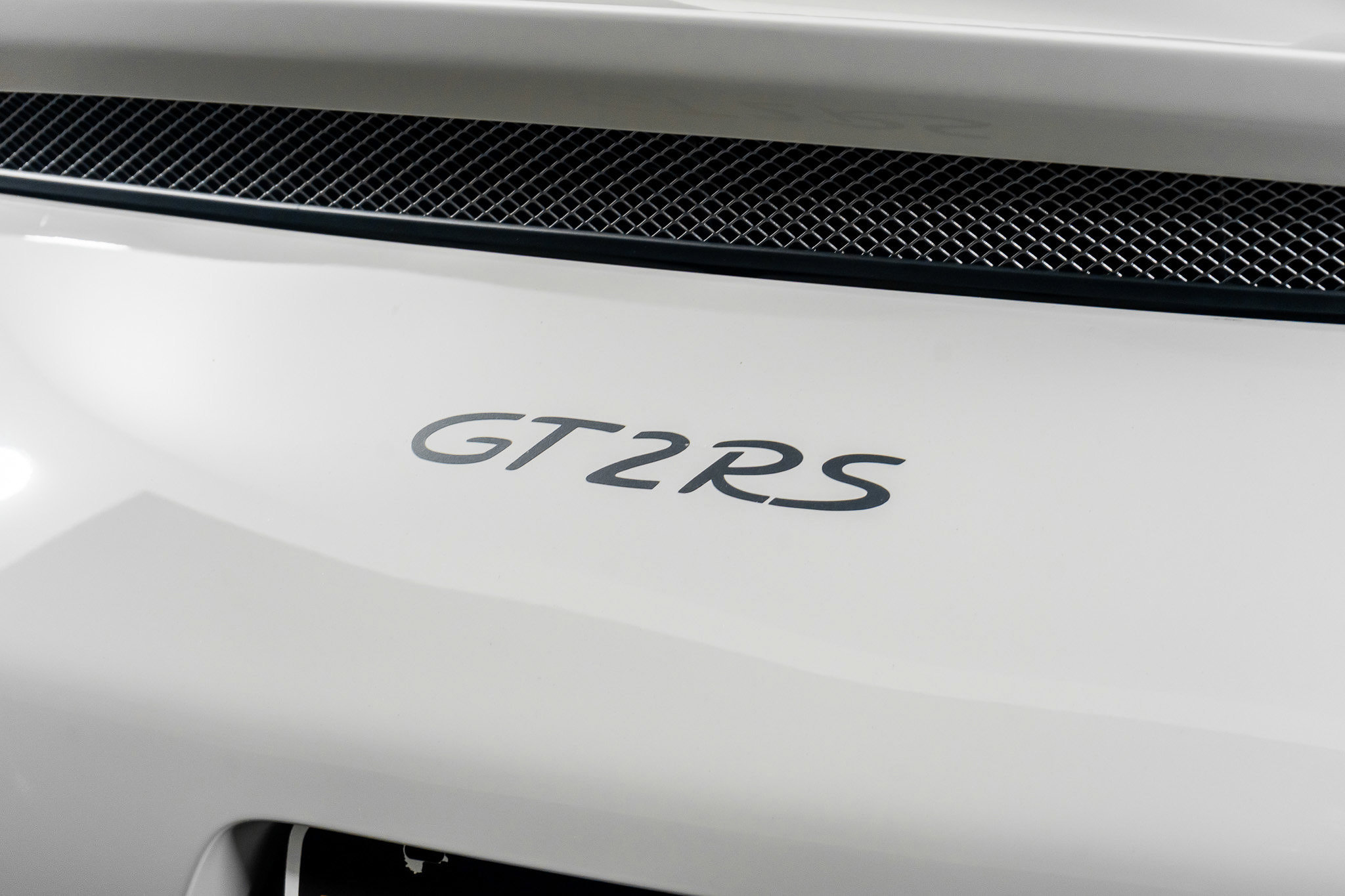 Used 2018 Porsche 911 GT2 RS w/ Weissach Package image 14