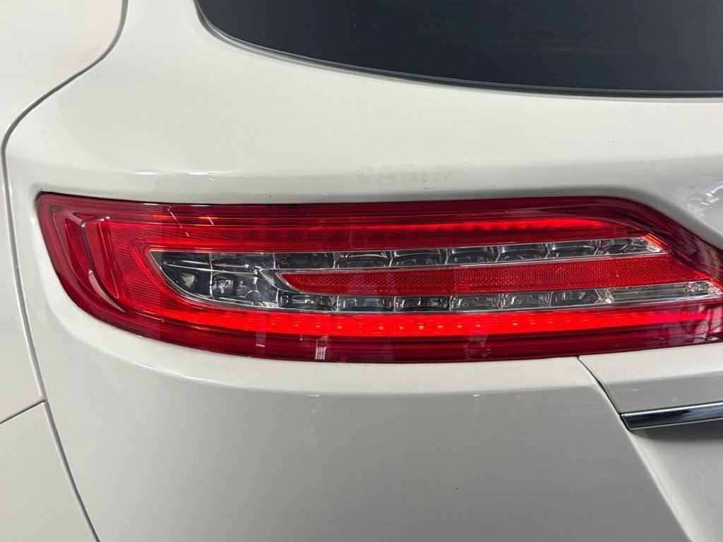Used 2019 Lincoln MKC Reserve w/ MKC Climate Package FWD image 34