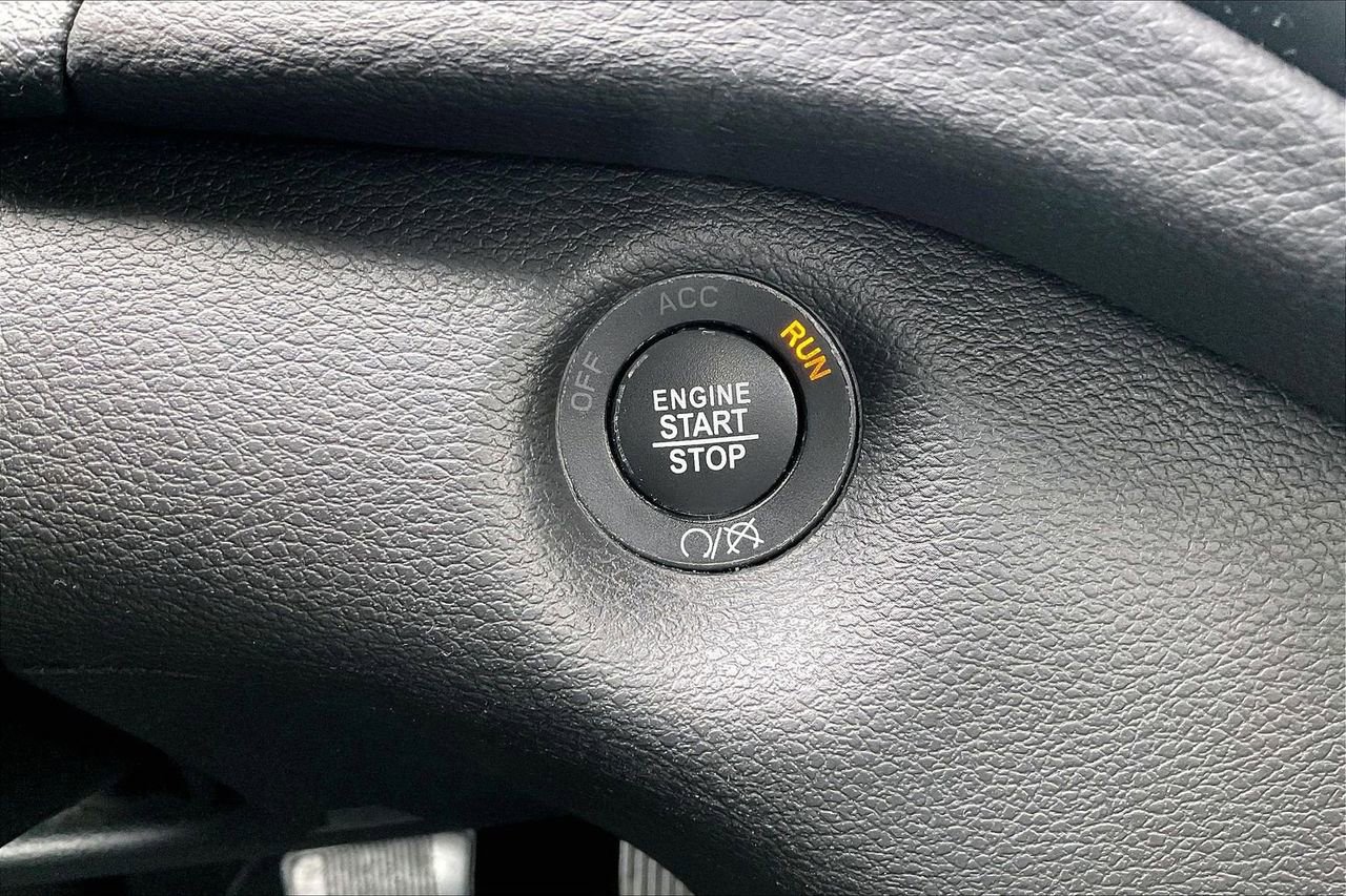 Certified 2019 Jeep Cherokee Limited image 27