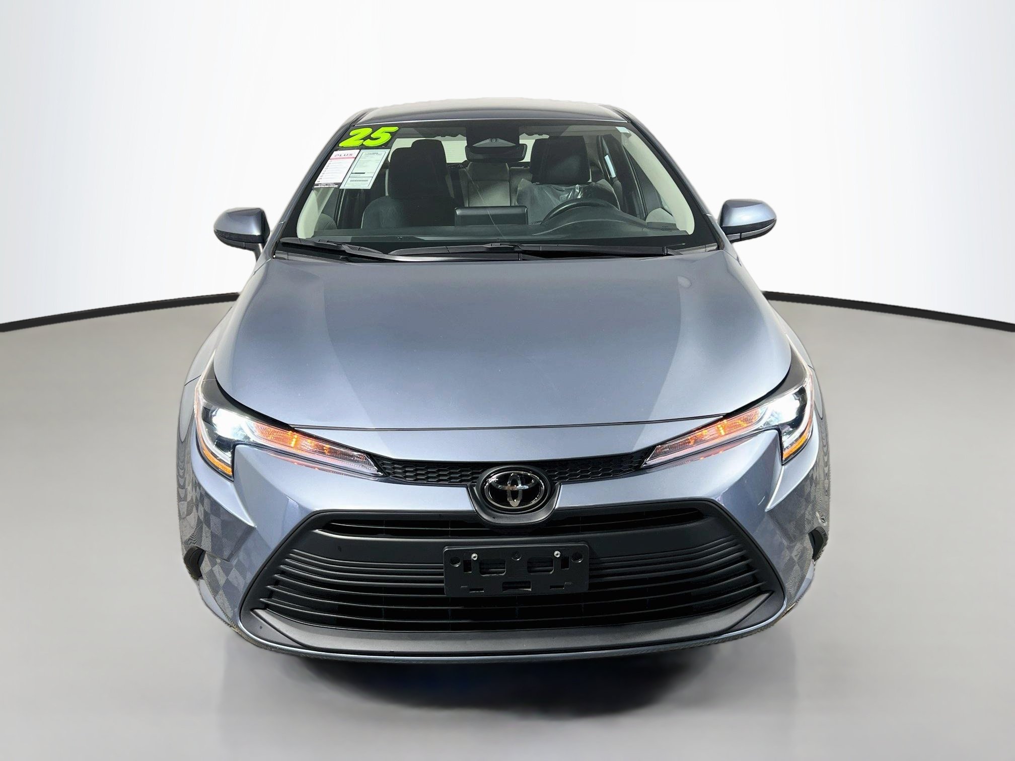 Used 2025 Toyota Corolla LE FWD image 11