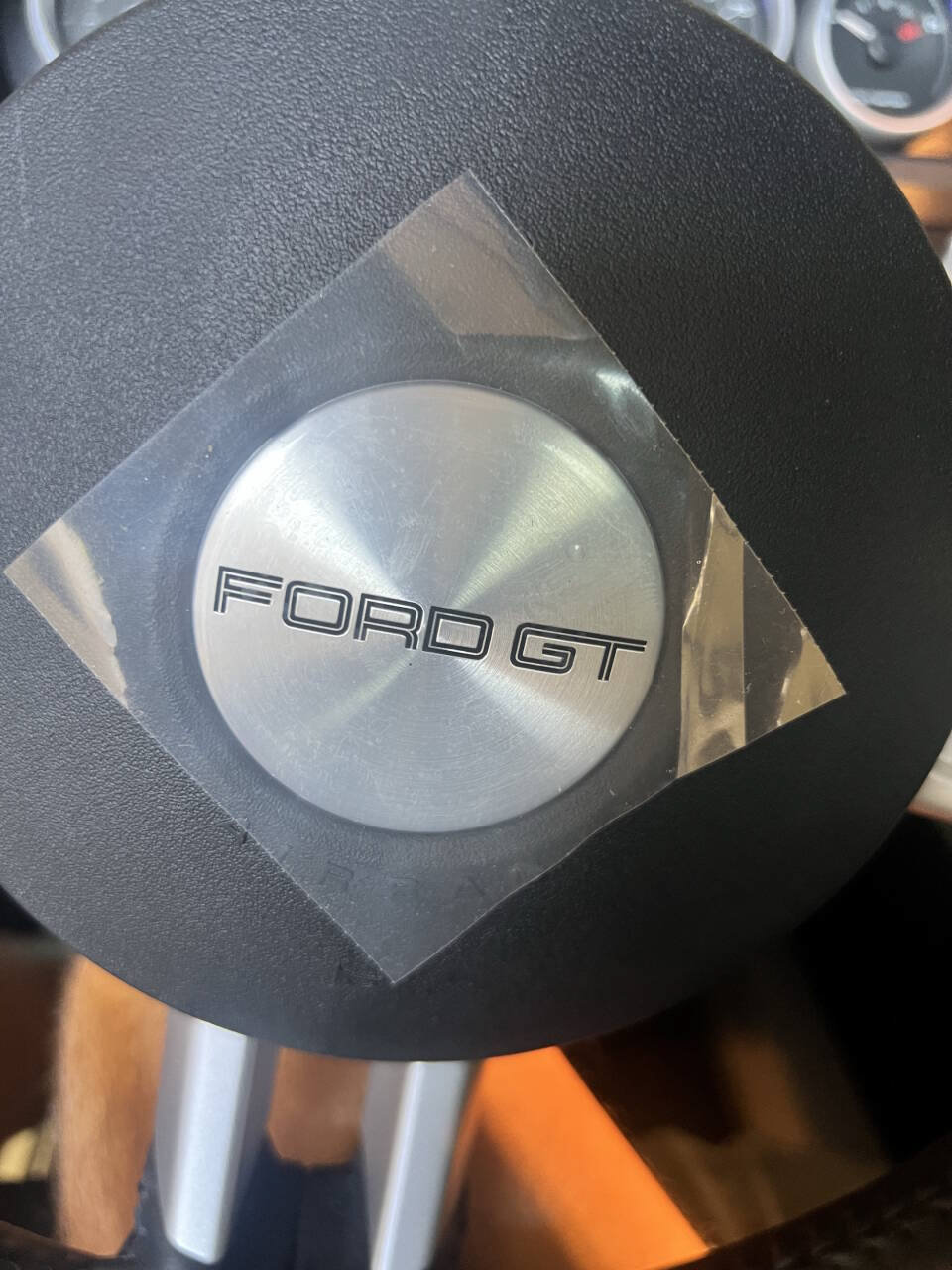 Used 2005 Ford GT RWD image 46