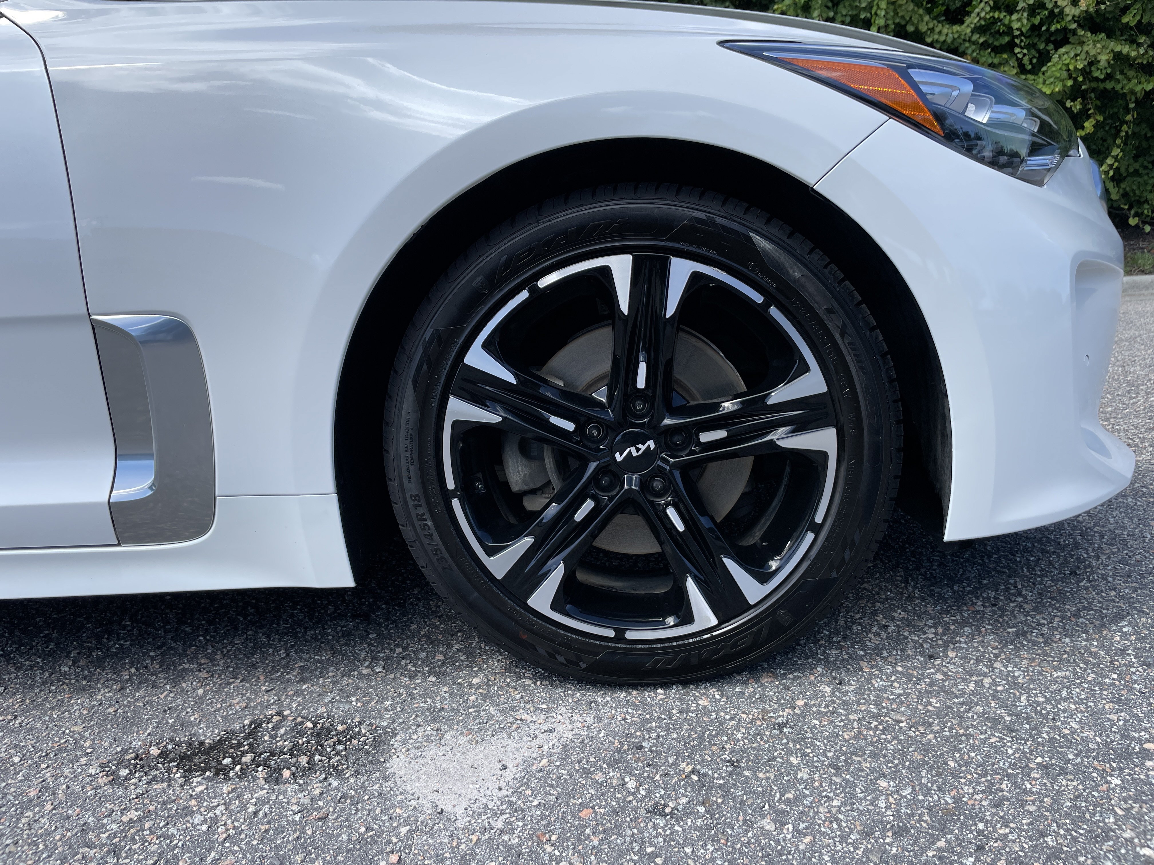 Used 2018 Kia Stinger Premium RWD image 12