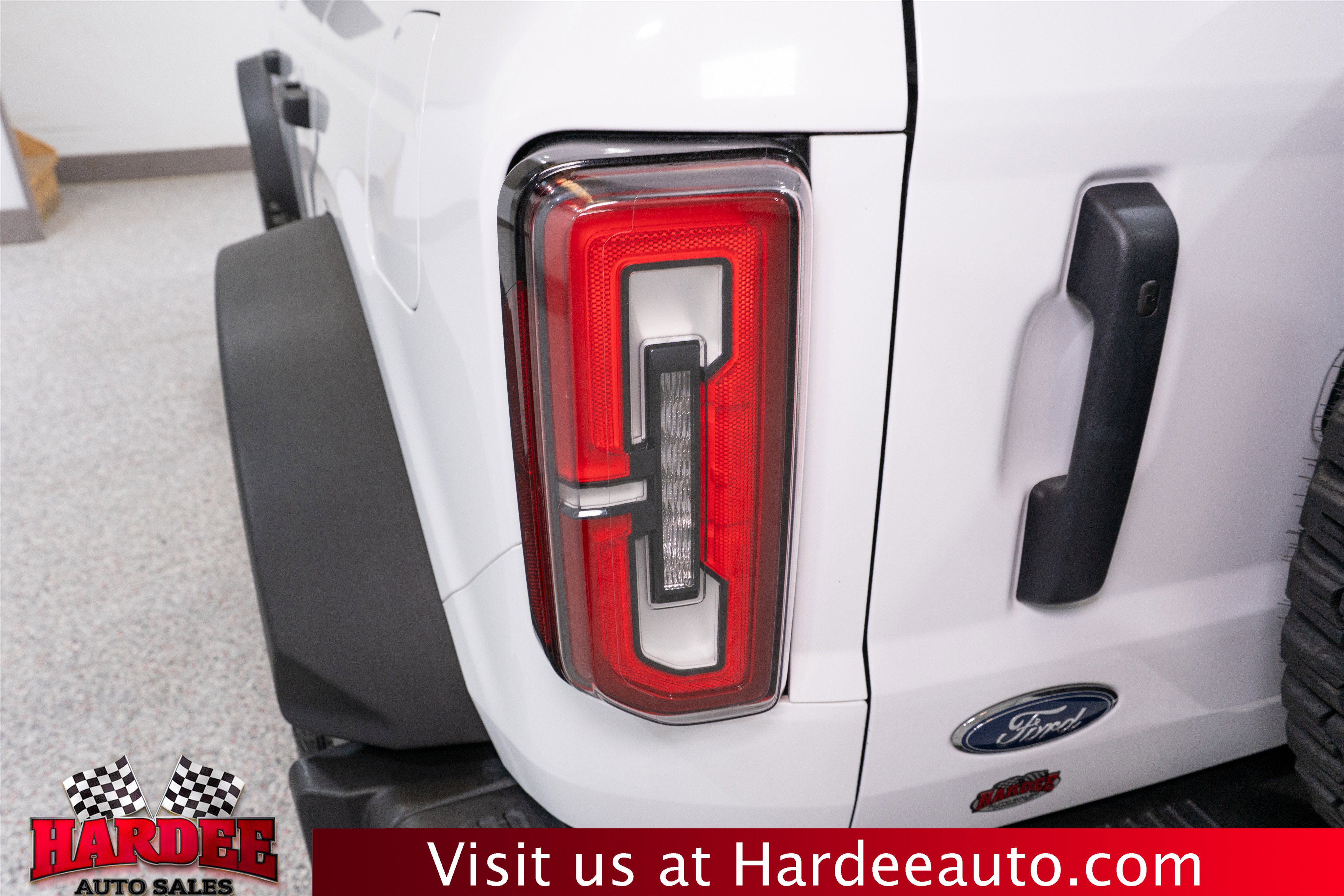 Used 2023 Ford Bronco Badlands w/ Sasquatch Package AWD/4WD image 9