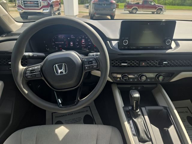 Used 2024 Honda Accord EX image 13