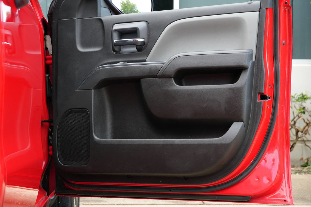Used 2018 Chevrolet Silverado 1500 Custom w/ Custom Convenience Package RWD image 38
