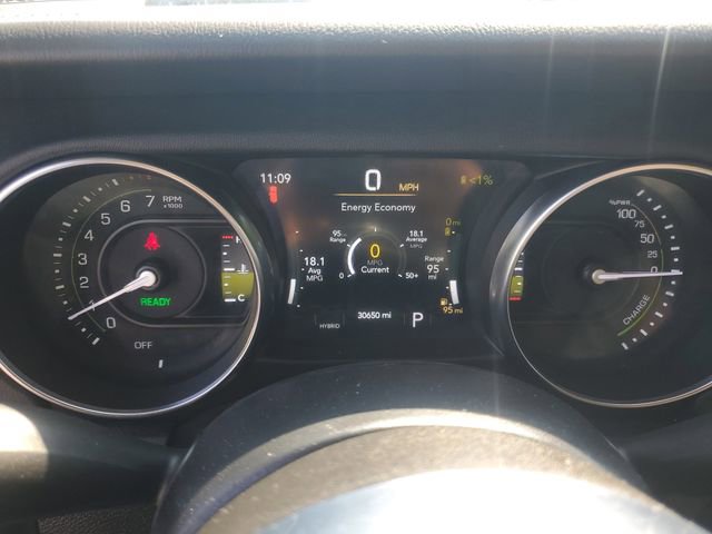 Used 2022 Jeep Wrangler Unlimited Sahara w/ Cold Weather Group image 20