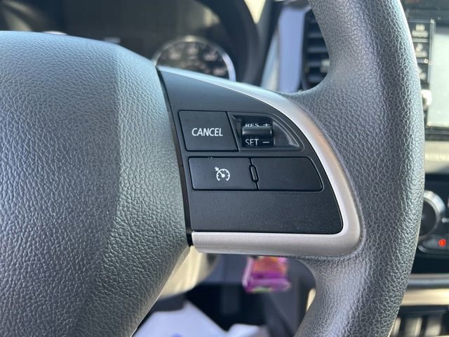 Used 2018 Mitsubishi Outlander AWD image 15