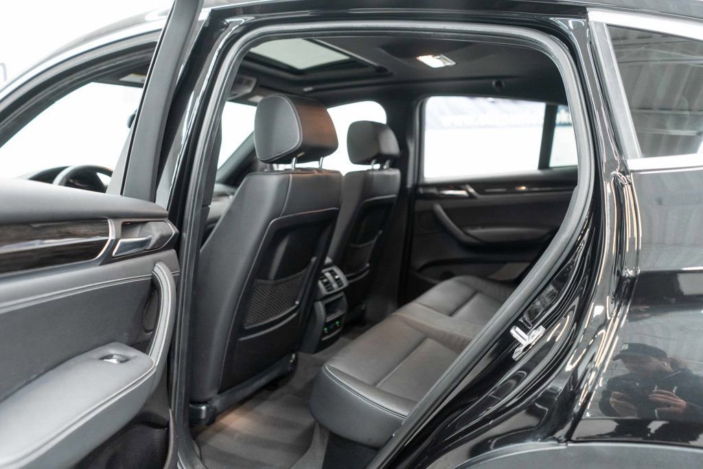 Used 2018 BMW X4 xDrive28i image 32