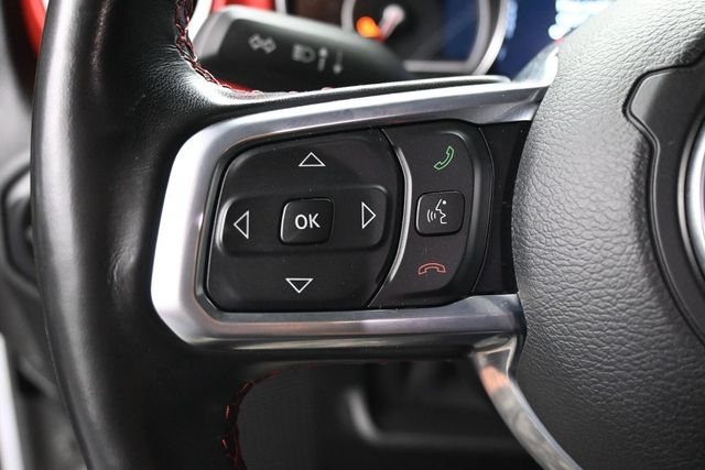 Used 2021 Jeep Gladiator Rubicon AWD/4WD image 11