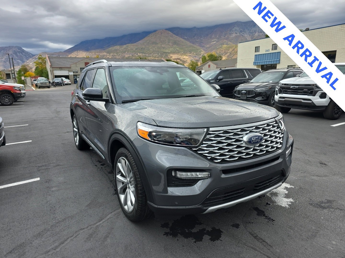 Used 2023 Ford Explorer Platinum w/ Technology Package