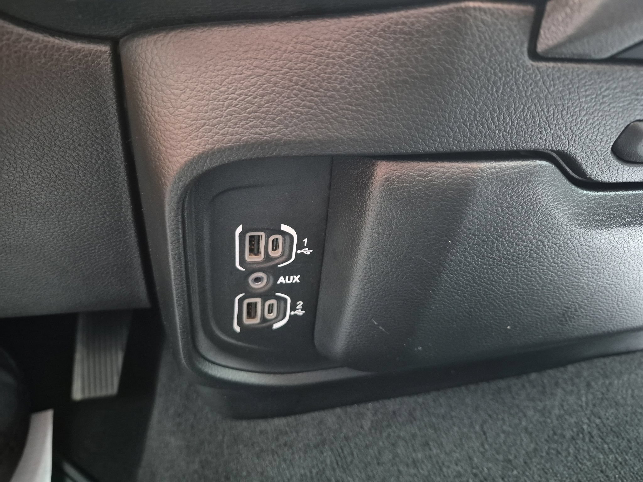 Used 2019 RAM 1500 Big Horn AWD/4WD image 19