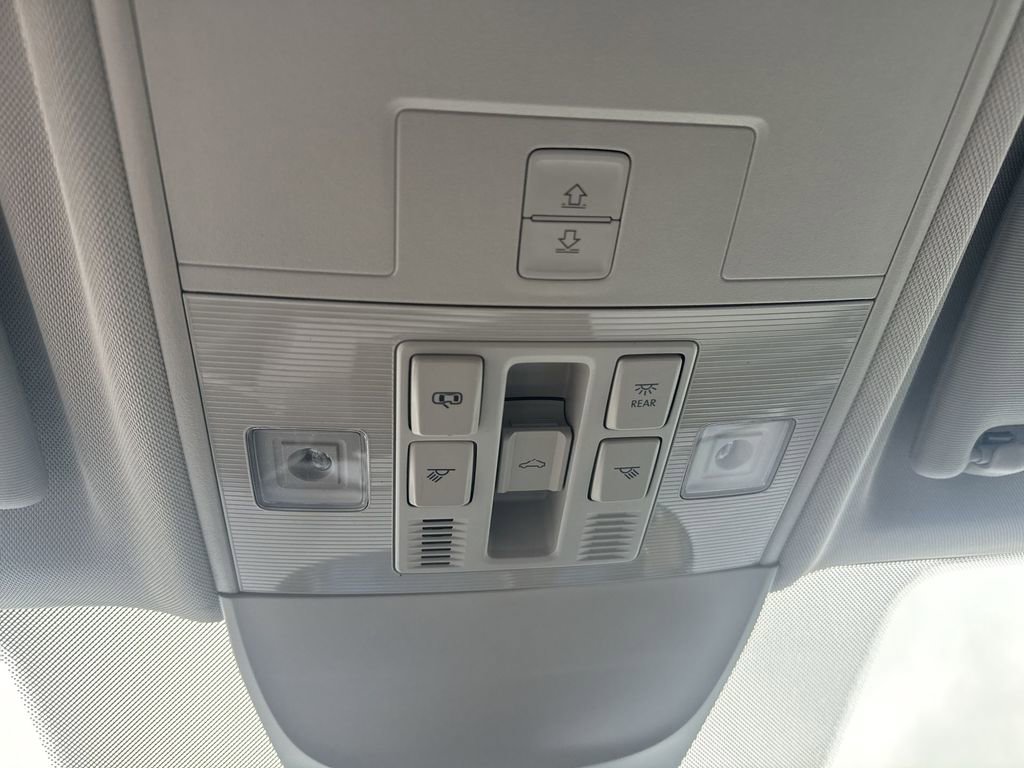 New 2025 Volkswagen Taos SEL AWD/4WD image 12