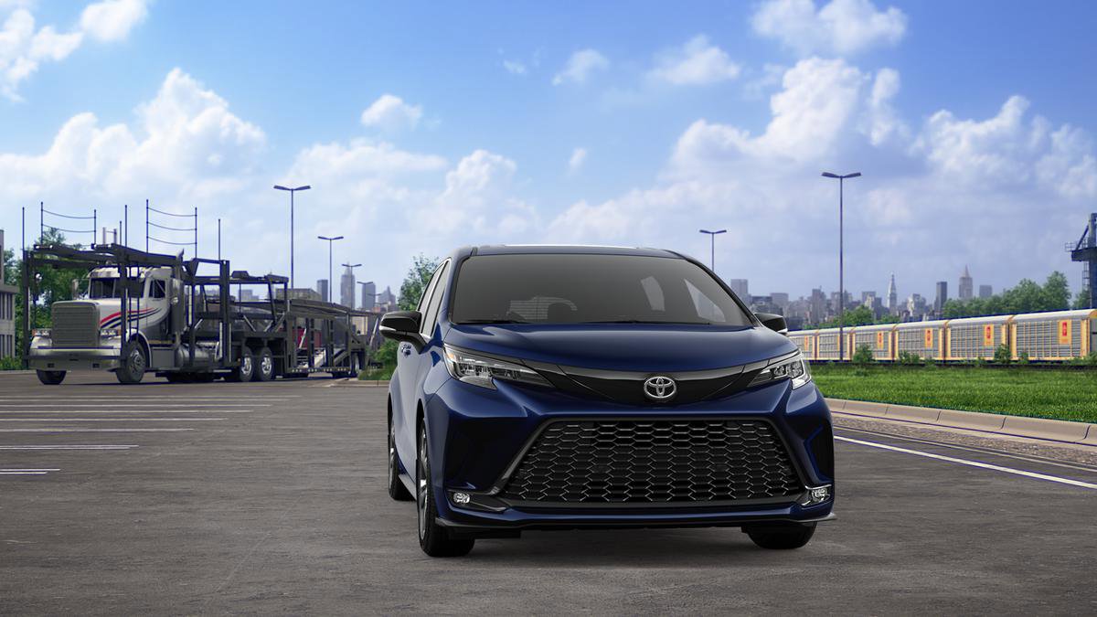 New 2026 Toyota Sienna XSE AWD/4WD image 16