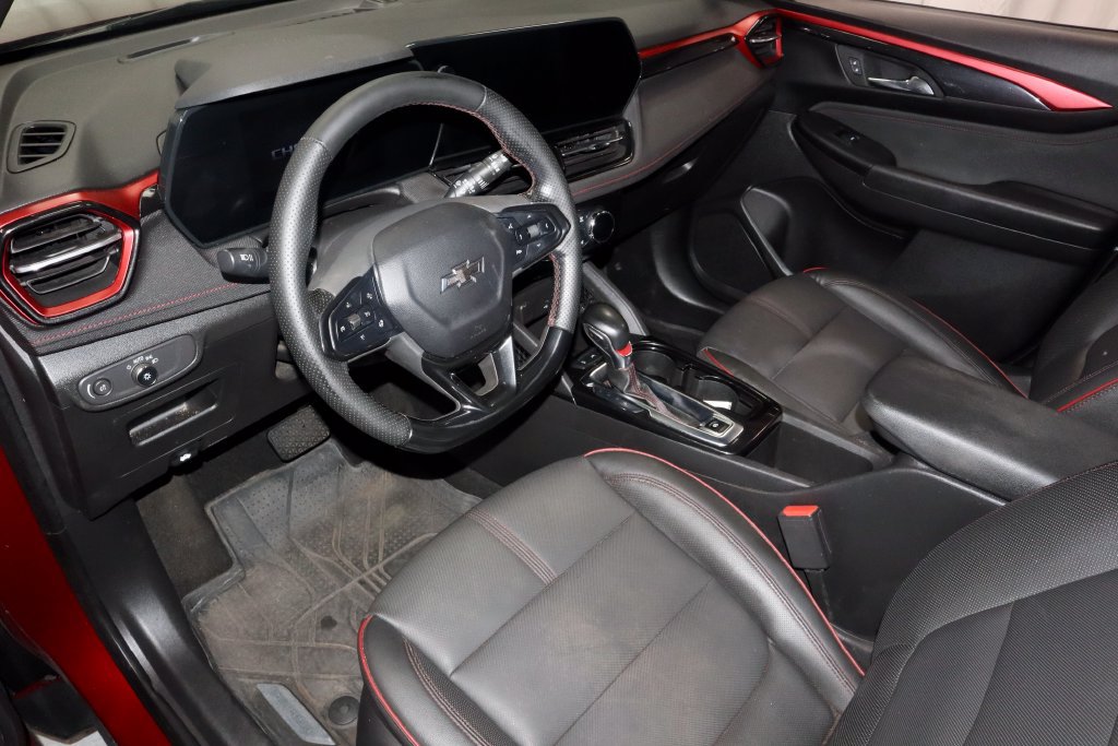 Used 2024 Chevrolet TrailBlazer RS FWD image 23