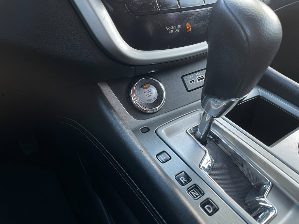 Used 2022 Nissan Murano S image 29