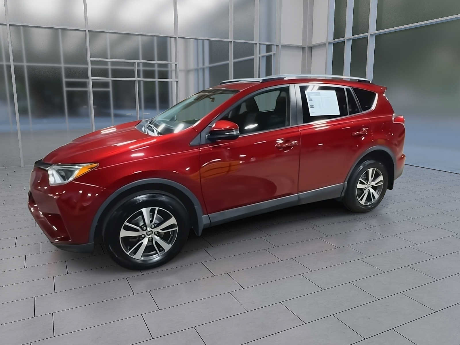 Used 2018 Toyota RAV4 XLE w/ Plus Extra Value Package AWD/4WD image 3