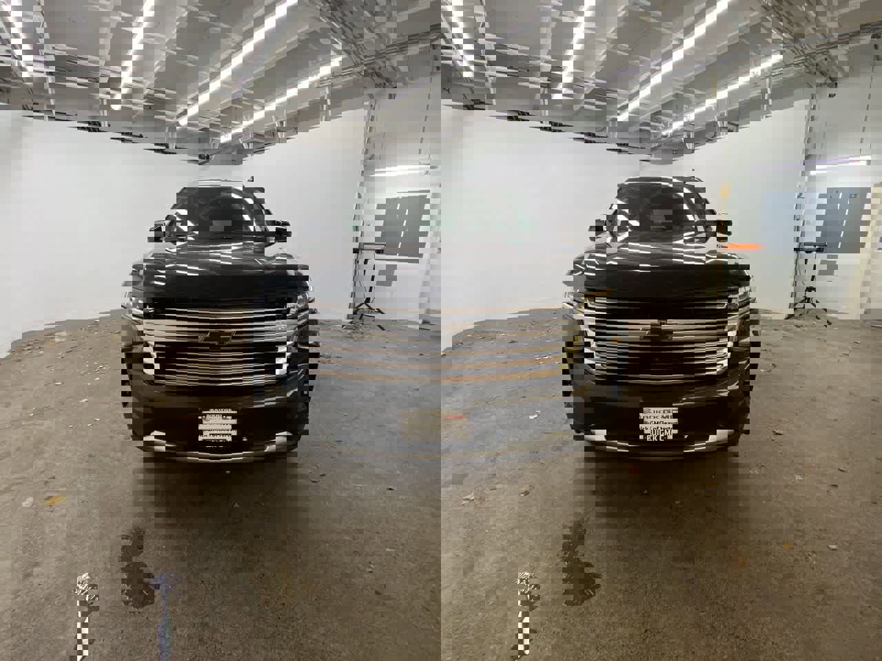 Used 2024 Chevrolet Tahoe High Country w/ Premium Package 2 image 9