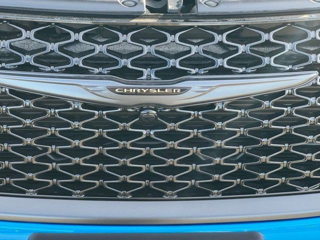 New 2026 Chrysler Pacifica Limited w/ S Appearance Package image 44