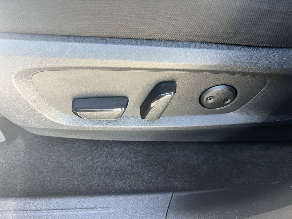 Used 2022 Nissan Pathfinder SV w/ SV Black Package image 20