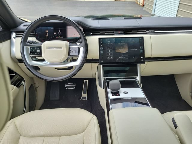 Used 2024 Land Rover Range Rover Long Wheelbase Autobiography AWD/4WD image 7
