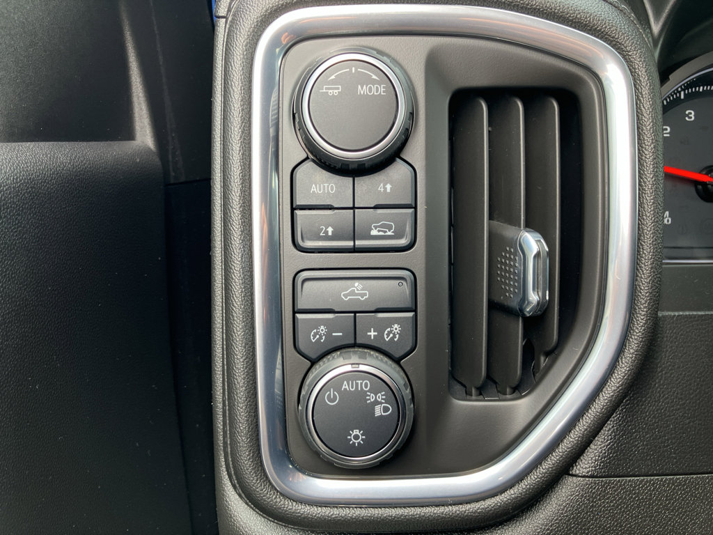 Used 2020 Chevrolet Silverado 1500 LT w/ All-Star Edition AWD/4WD image 28