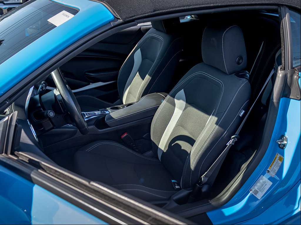 Used 2023 Chevrolet Camaro SS RWD image 9